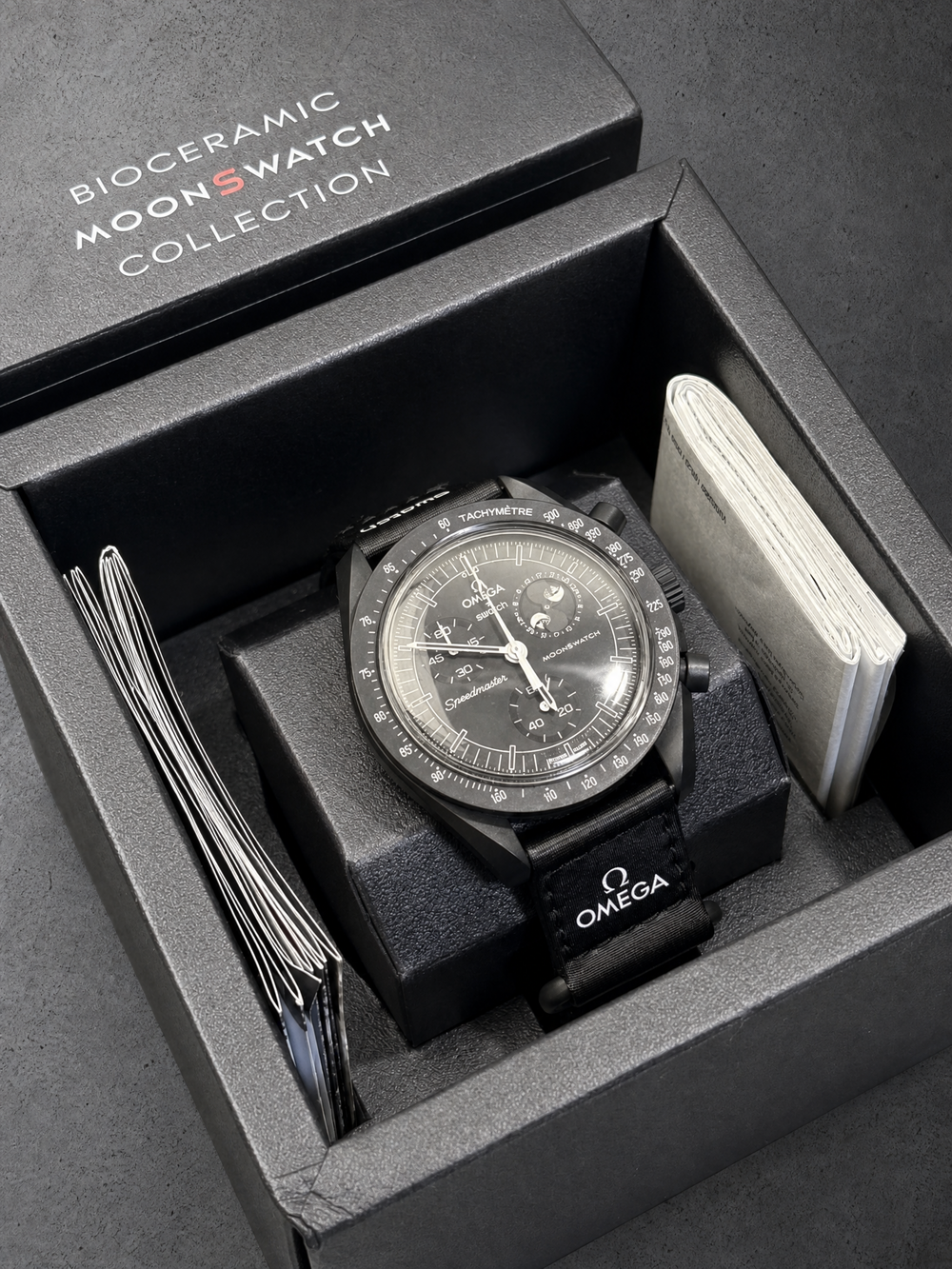 OMEGA x Swatch MISSION TO THE MOONPHASE NEW MOON – Black Bioceramic Snoopy Watch